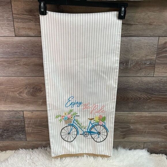 Embroidered Table Runner Blue Beach Bike Spring Basket Flowers Size 70” Length - Picture 3 of 10